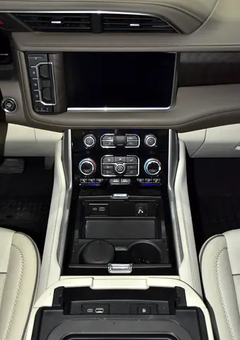 2023 GMC YUKON — миниатюра 17