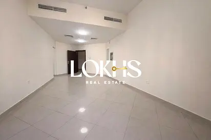 Vacant on Transfer I Big Terrace I Great Location
