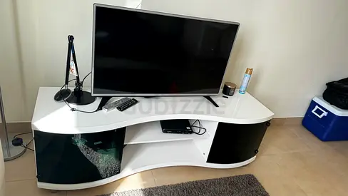 📺Modern TV Console