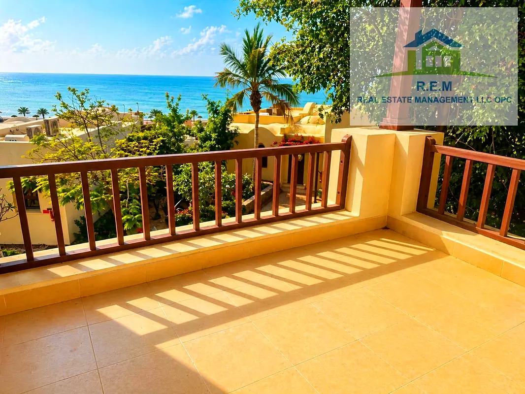 Dream Waterfront Living - Luxury 3BR Sea View Villa