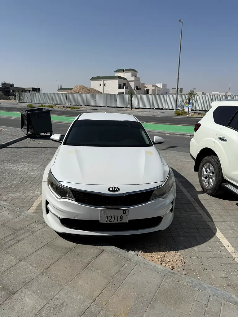 Kia Optima 2016 — photo 1 of 7
