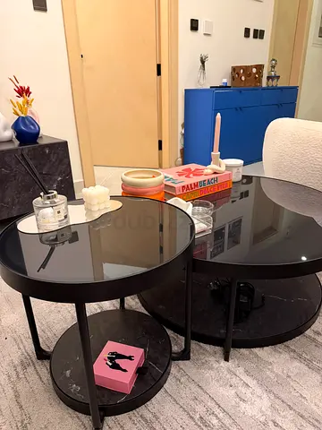 Coffee tables - set of 2