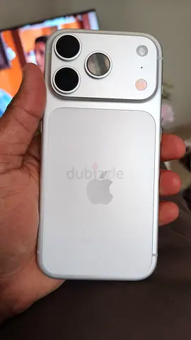 Apple iPhone 17 Pro 256GB (Silver) - Best Running Condition