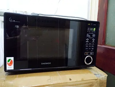 DAEWOO  31L Black Microwave Oven 1000 watts