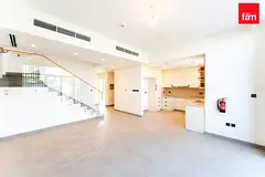 Vacant Villa | Brand New Single Row