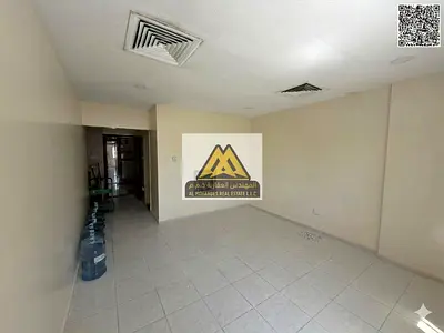 استديو مساحة كبيرة جدا | مطبخ شبه منفصل | طابق أرضي | موقع مميز بجوار أبراج الفالكون وقريب من حديقه السيدات