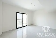 HIGH FLOOR | LARGE LAYOUT | NEAR METRO | URGENT SALE