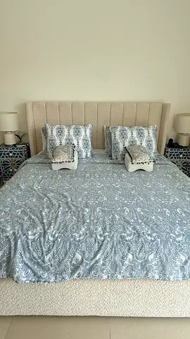 King size bed