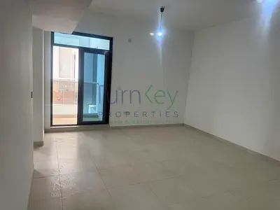 2 Bedroom | 2 Parking | Motivated Seller