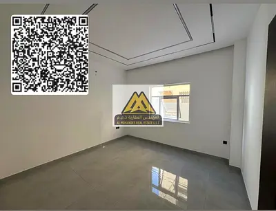 متاحة الآن للإيجار السنوي في المويهات 1 – عجمان، فيلا أول ساكن بمساحات واسعة، تحتوي على 6 غرف نوم، مجلس، وصالة. مناسبة للموظفين