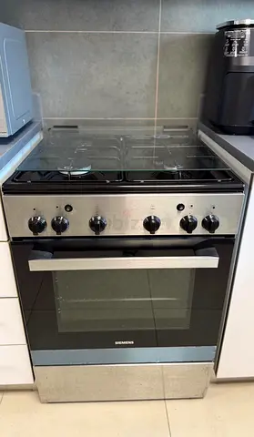 Siemens Freestanding Gas Cooker with Oven - Good Condition
