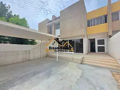 Compound villa 4BHK with maid room for rent