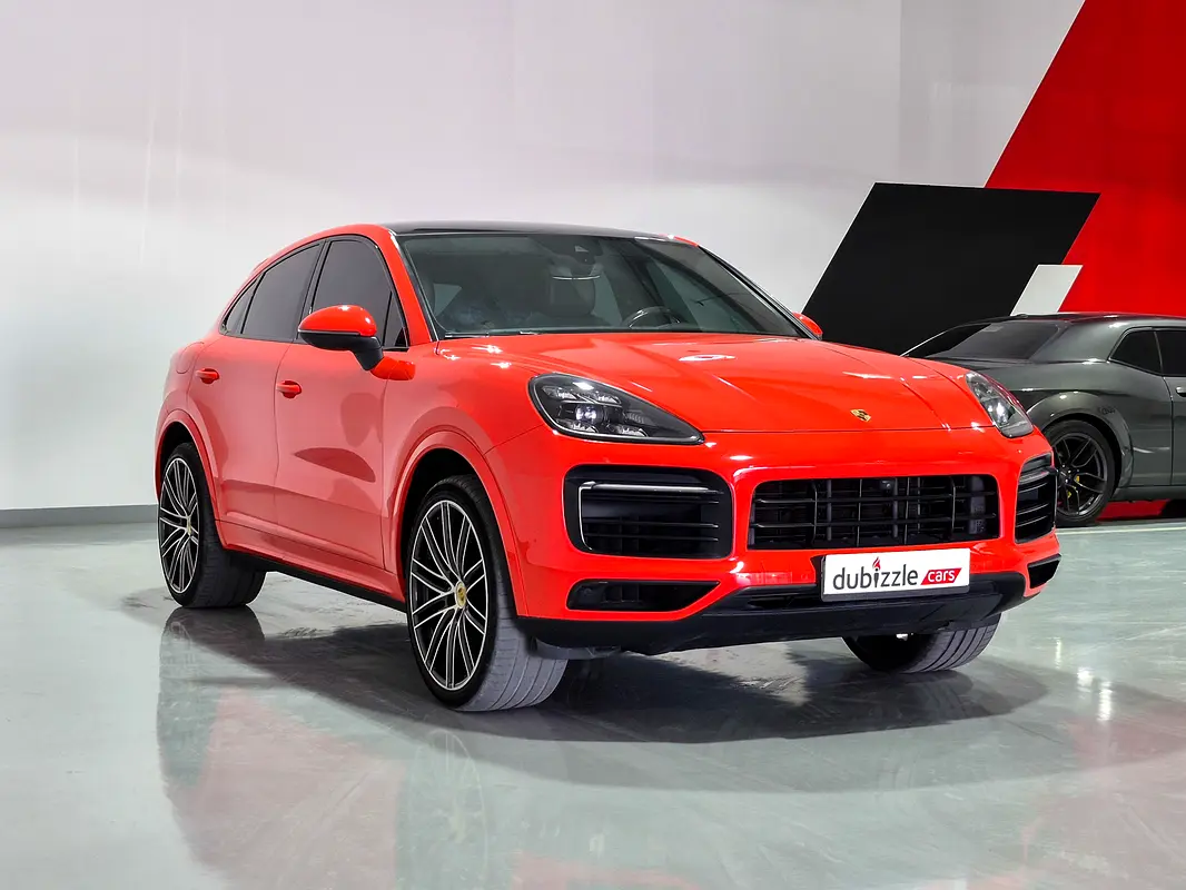 Porsche Cayenne 2020 — photo 1 of 15
