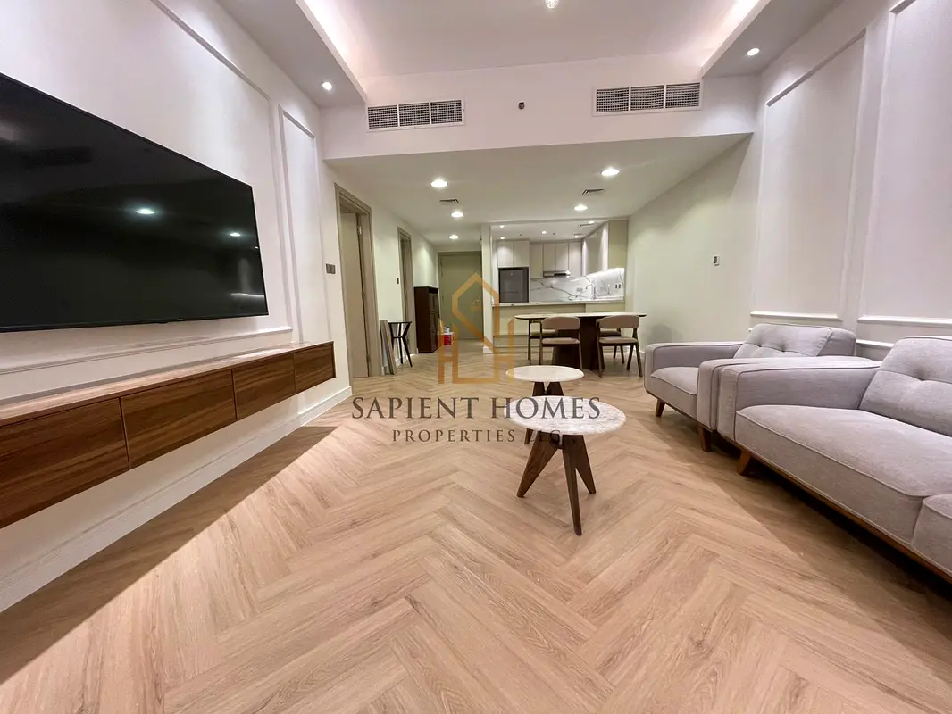 Newly Renovated ! Brand New Furnishing ! upto 12 CHQSs