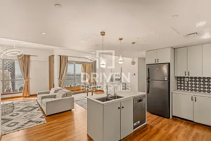 Vacant Unit with Full Sea and Palm Views