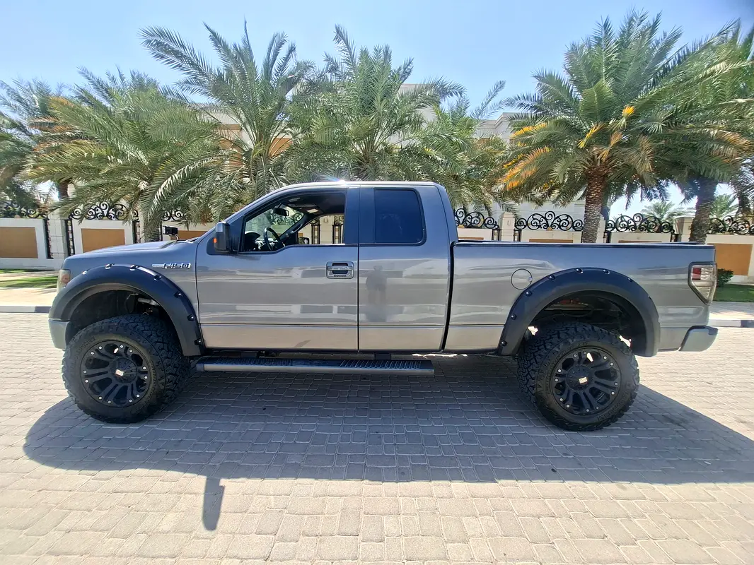Ford F-150 2013 — photo 1 of 9