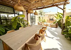 Largest Plot in Sevilla |Fully Renovated |End Unit