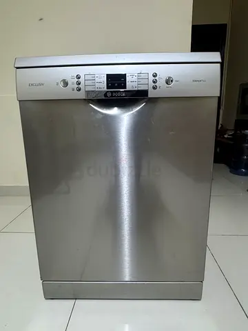 Stainless Steel Freestanding Dishwasher - Good Working Condition
