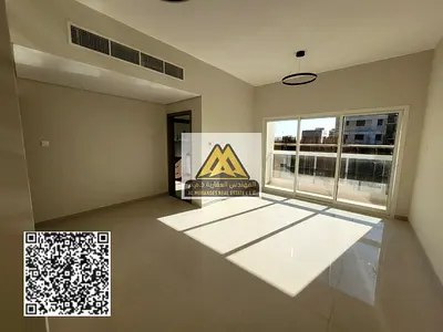 شقة غرفتين وصالة بمواصفات مميزة ومساحة واسعة، تقع في موقع راقي وقريب من جميع الخدمات، مع سهولة الوصول إلى الشارقة ودبي وطريق الشيخ محمد بن زايد.