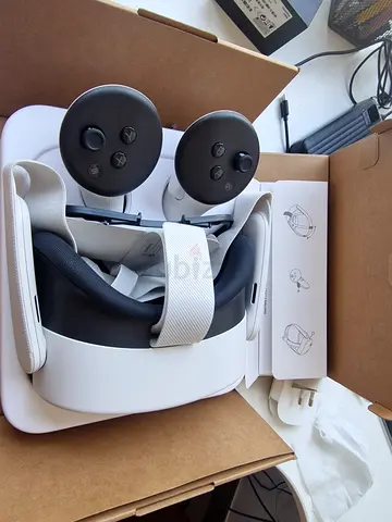 Meta Quest 3s VR Headset (128GB), almost new