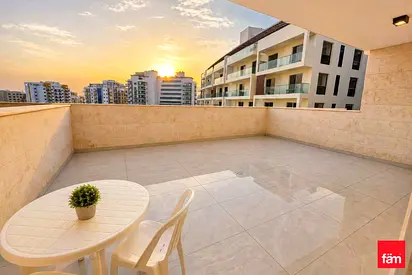 Spacious apt | amazing View | Furnished | Vacant