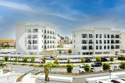 Long Term Rental | Furnished | Near To Warner Bros