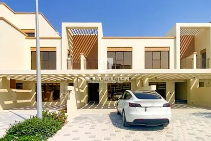 Brand New Townhome | Lagoon Living | Large Layout