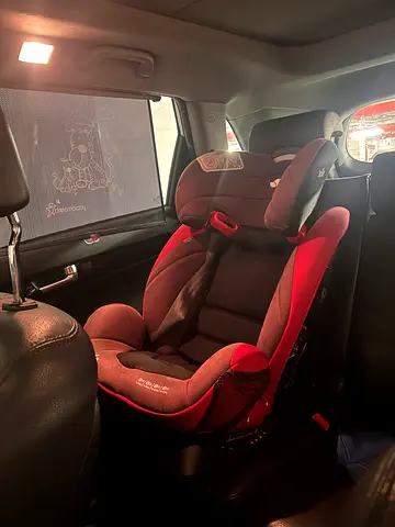 Used joie child car seat - good condition.