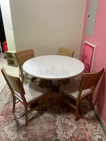 Round White Dining Table with 4 Wooden Chairs - Good Condition