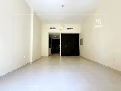 NO Agency Fee | Vacant | Price Reduced