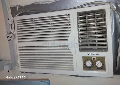 USED WINDOW AC. 2 TON. BOMPANI. PERFECT WORKING