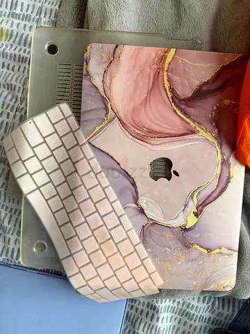 MacBook laptop + keyboard case