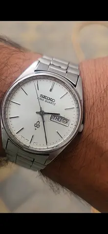 Seiko King Quartz 4823-8110  vintage Stainless Steel Men’s Watch — Classic Silver Dial