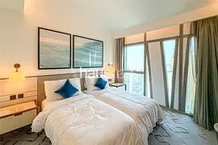 Luxury 2BR | Up to 4 Cheques | Stunning View