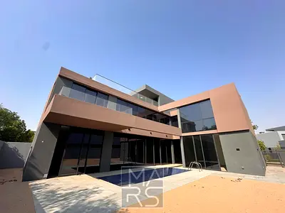 Elegant 5BHK | Privet Pool | Spacious and Unique location
