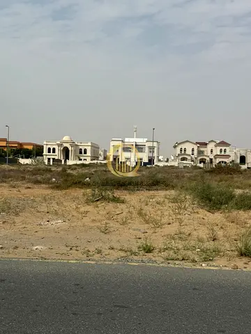 Corner plot for sale in Al-Hawshi area, Al-Badi' suburb. 5300 sq ft.