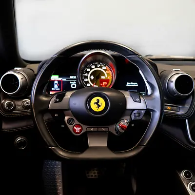 صورة 11 لـ 2017 Ferrari GTC4 LUSSO