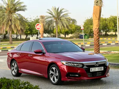 Honda Accord i-VTEC 2018 - GCC Specs - Excellent Condition