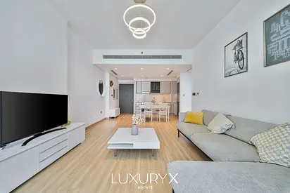Fully Furnished | Panoramic Views | Vacant now