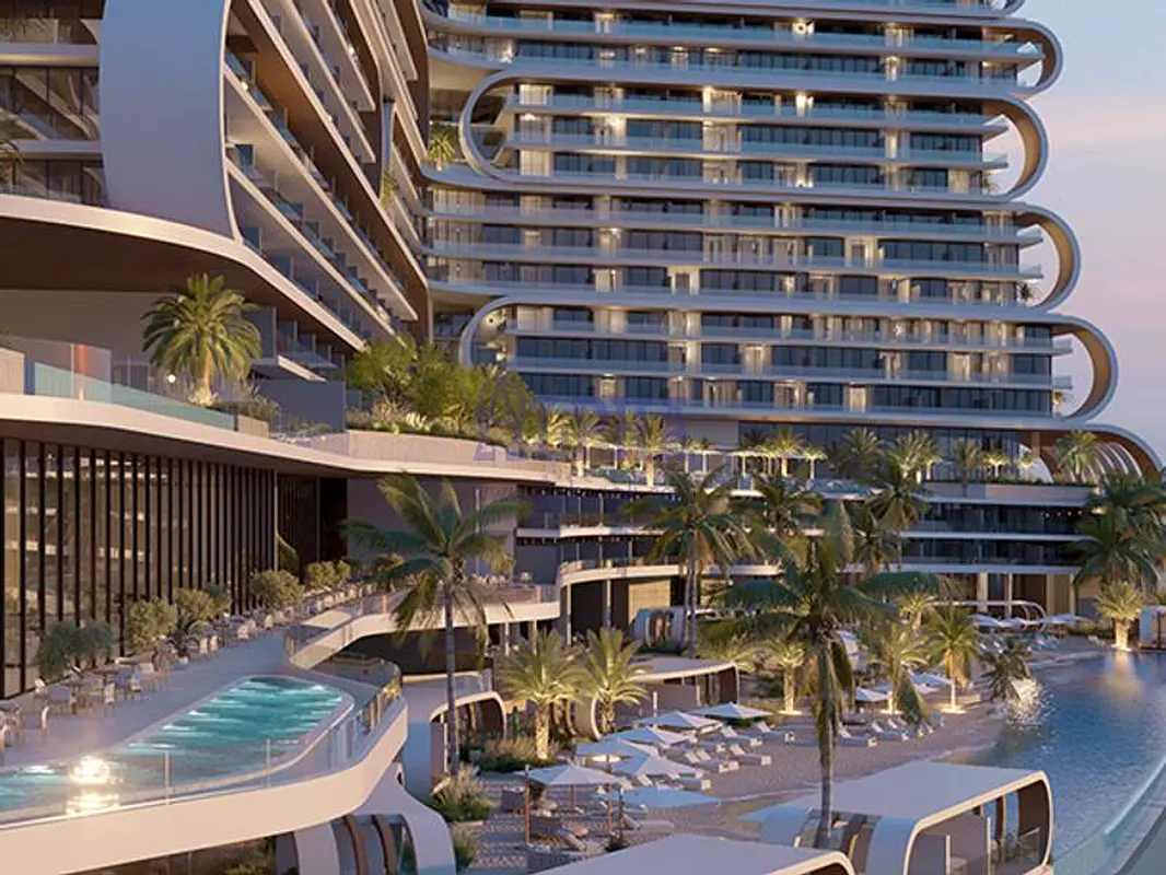Luxurious Beachfront| Direct Seller | High floor