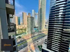 Vacant Apartment/ Spacious Unit/ High Floor