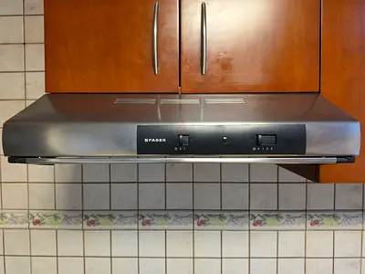 Stainless Steel Faber Kitchen Hood / Range Hood - Good Working Condition