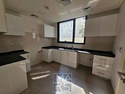 Spacious 4BR Villa for Sale | Nasma