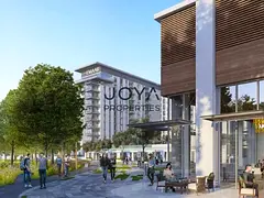 OP - Big Layout - Golf Community - Close Handover