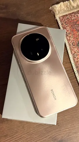HONOR Magic8 Pro – 512GB / 12GB RAM – Sunrise Gold – Almost New