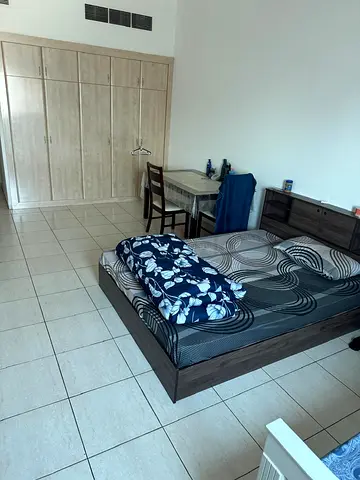 Room Available for 1 Exec Bachelor near Lamcy Plaza