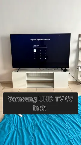 Samsung 65-inch UHD Smart TV