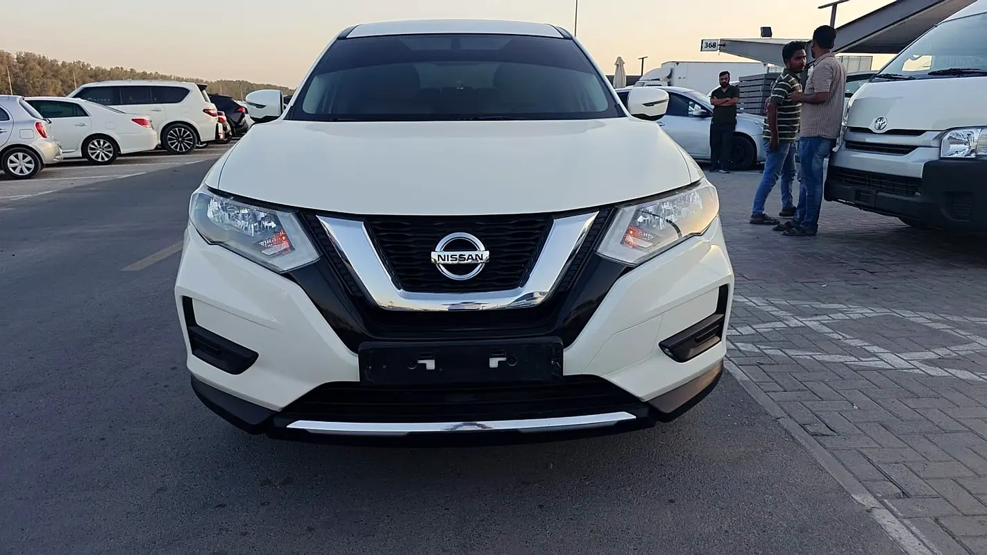 Nissan X-Trail 2022 — photo 1 of 19
