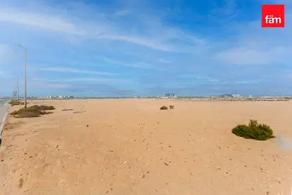 Very Close To The Amenities|Developers Opportunity