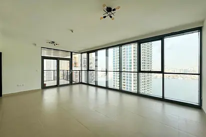 STUNNING VIEWS | HIGH FLOOR | LUXURIOUS AMENITIES